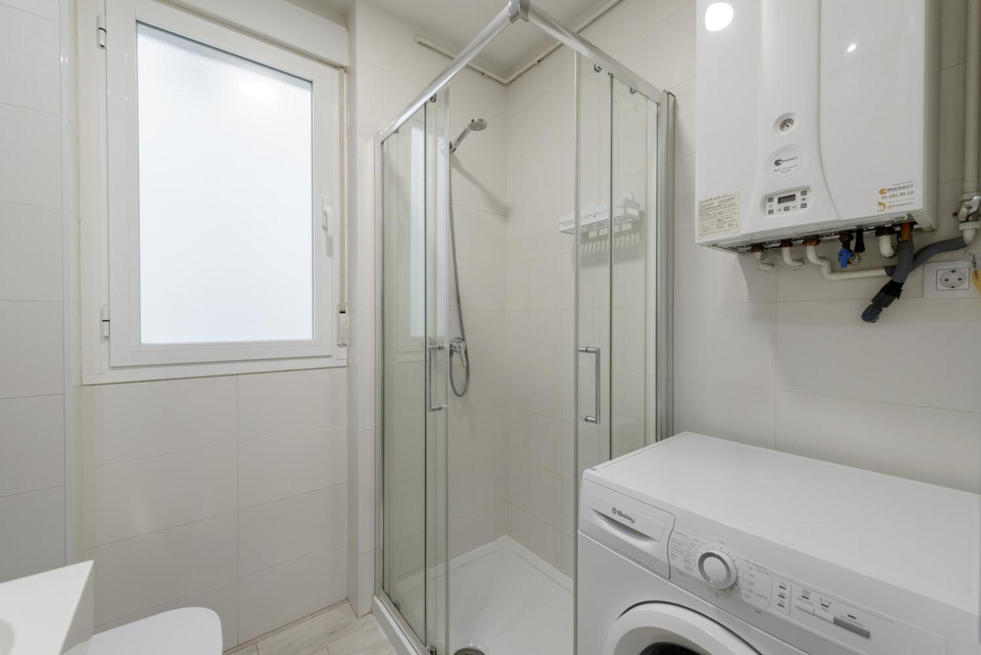Avila Calle, Precioso Estudio En Santiago Bernabeu-Estrecho En Segundo Piso Sin Ascensor Apartment Madrid Ngoại thất bức ảnh