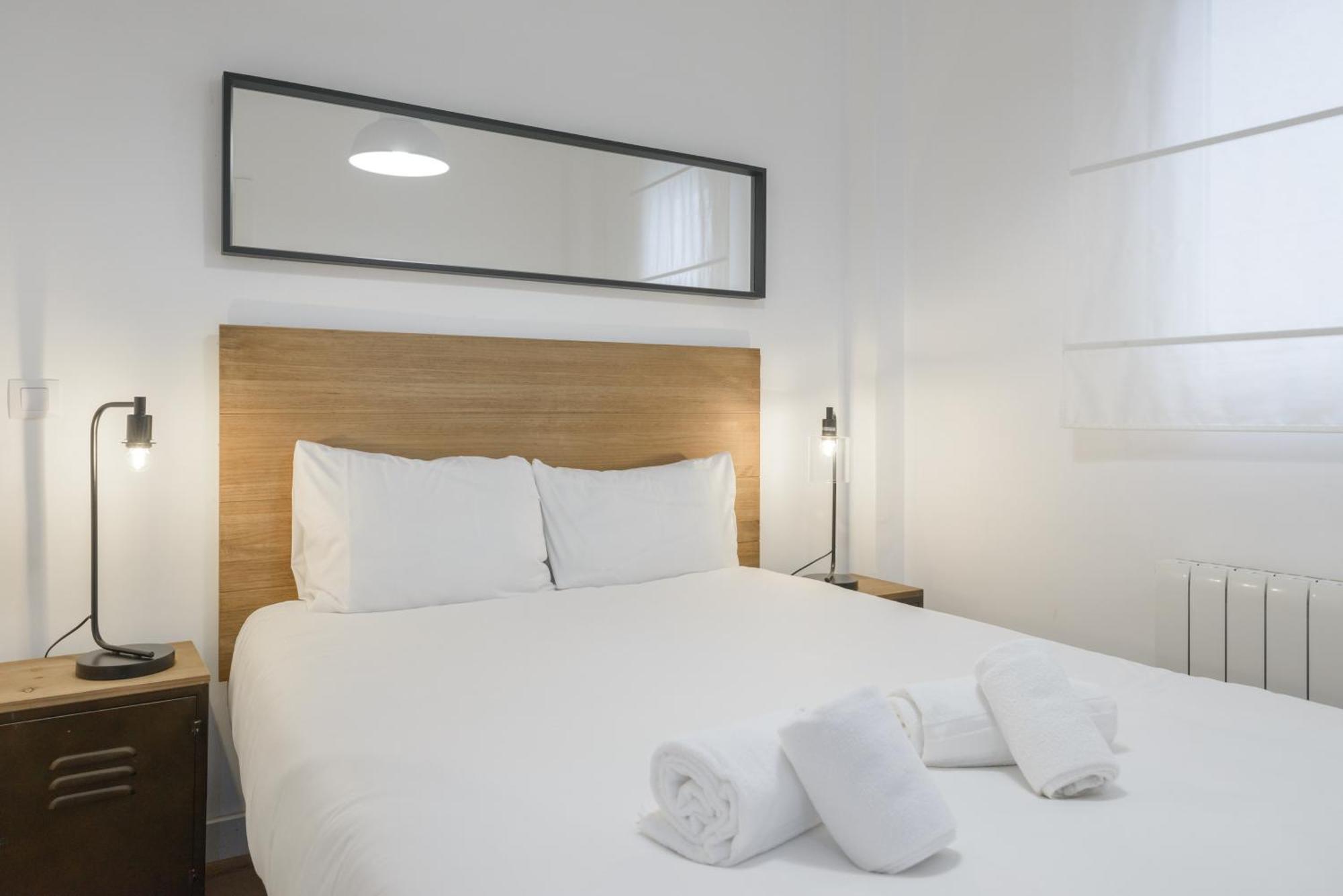 Avila Calle, Precioso Estudio En Santiago Bernabeu-Estrecho En Segundo Piso Sin Ascensor Apartment Madrid Ngoại thất bức ảnh