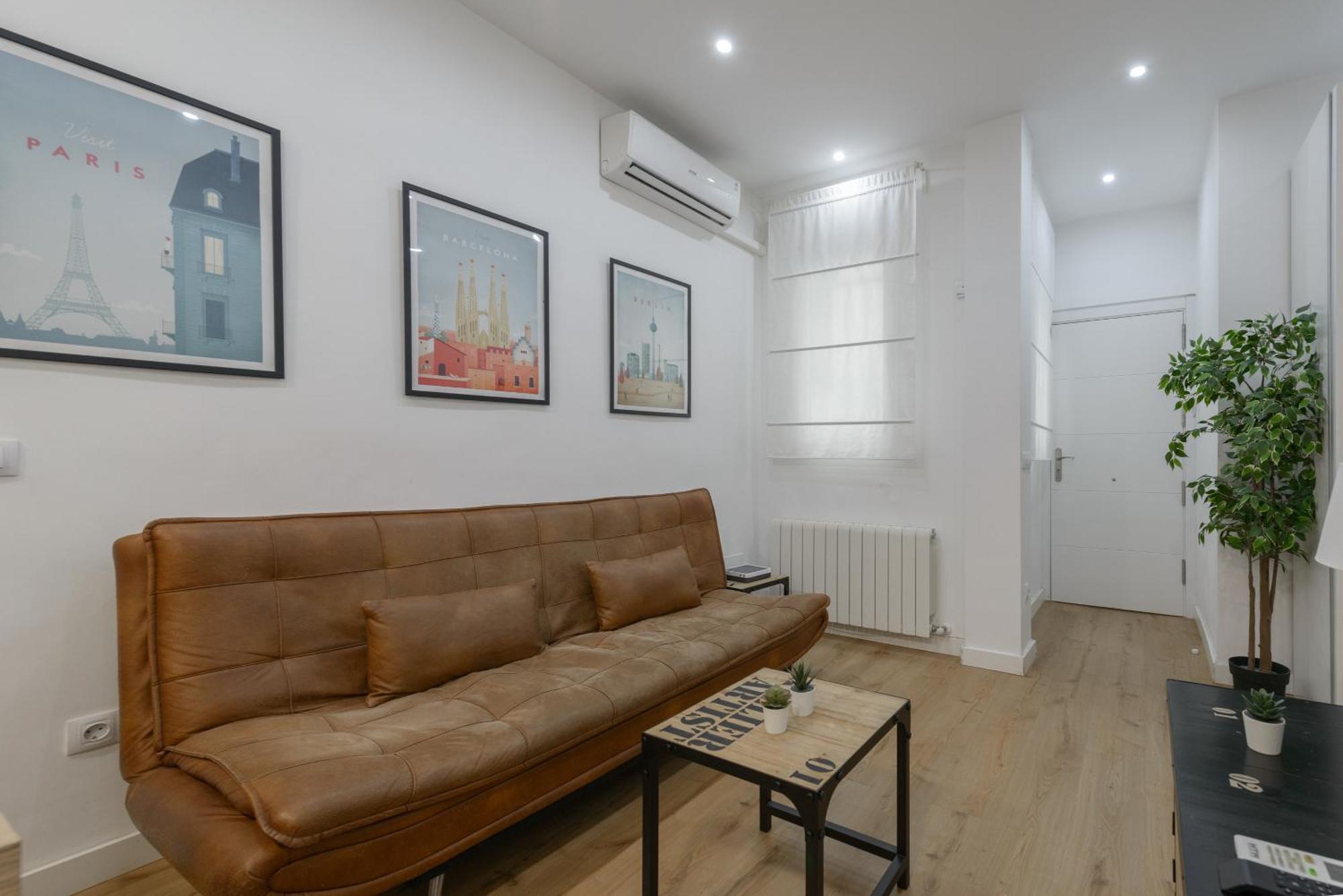 Avila Calle, Precioso Estudio En Santiago Bernabeu-Estrecho En Segundo Piso Sin Ascensor Apartment Madrid Ngoại thất bức ảnh