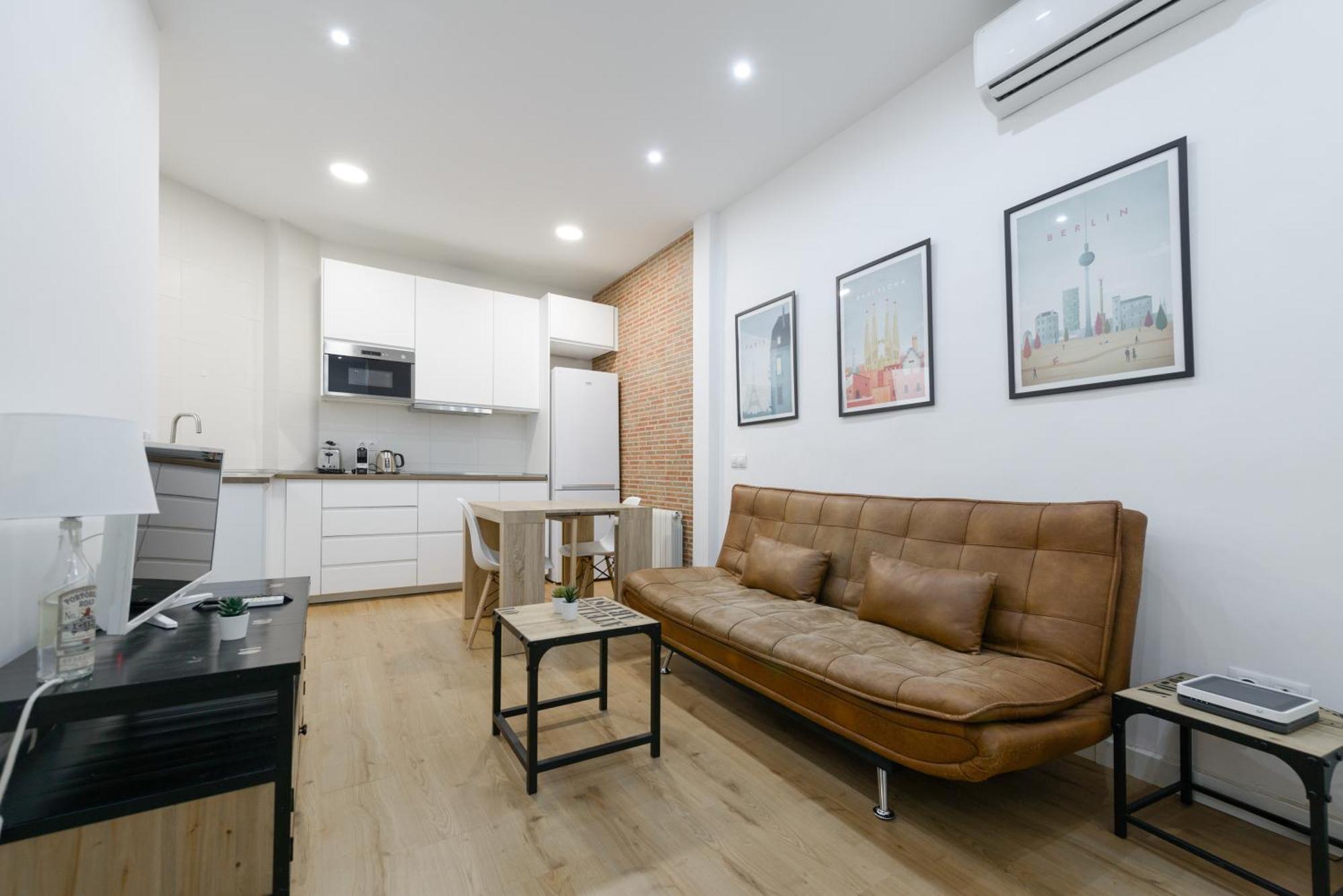 Avila Calle, Precioso Estudio En Santiago Bernabeu-Estrecho En Segundo Piso Sin Ascensor Apartment Madrid Ngoại thất bức ảnh