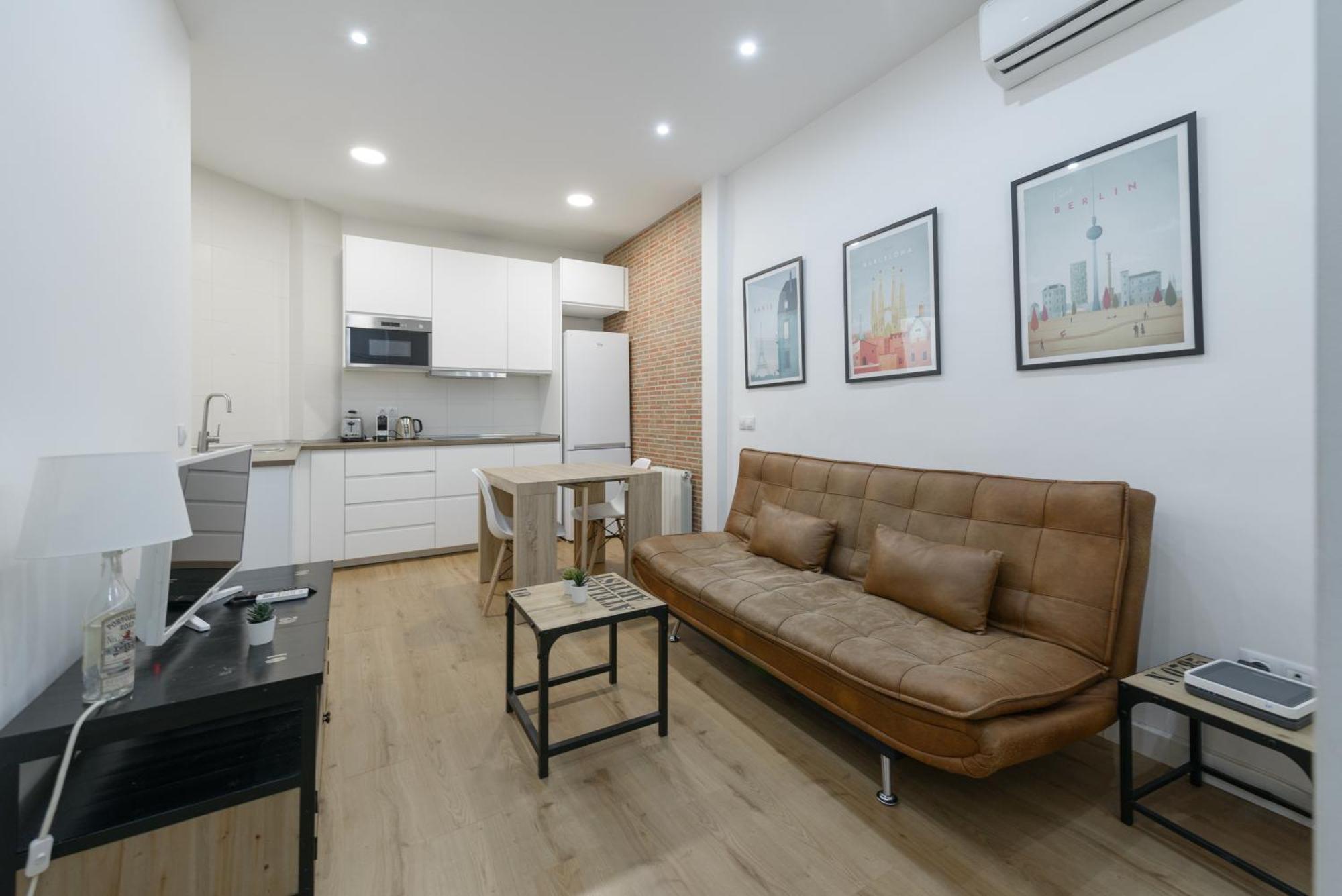 Avila Calle, Precioso Estudio En Santiago Bernabeu-Estrecho En Segundo Piso Sin Ascensor Apartment Madrid Ngoại thất bức ảnh
